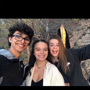 Meet your Posher, Briana